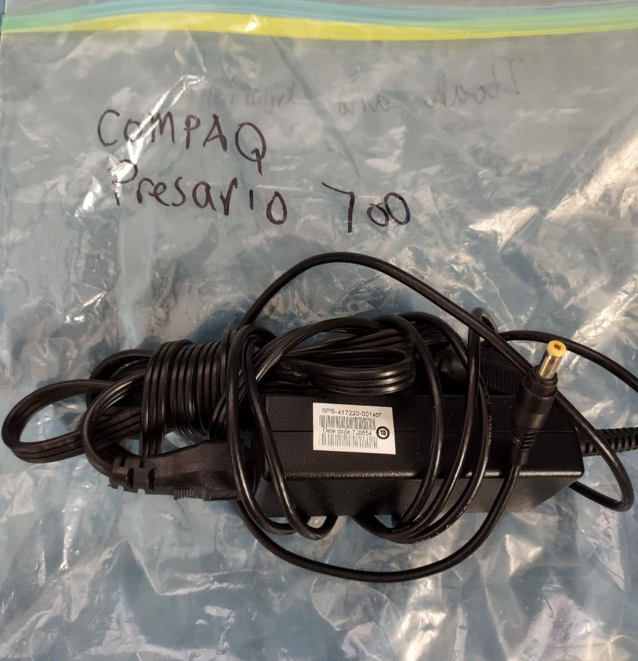 Compaq Presario C300 C500 C700 F500 F700 AC Adapter Charger 4.5mm Tip 65W - Image 1 of 1