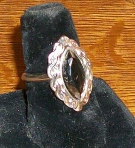 Vintage Schmuck Konvolut 4 Ringe AVON JADE MARKASIT HÄMATIT TÜRKIS RETRO MOD MODE - Bild 1 von 12