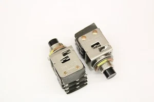 3PB11-T2 Honeywell Pushbutton Switches PB SW SPDT Plunger 5A 250VAC 30VDC - Picture 1 of 1