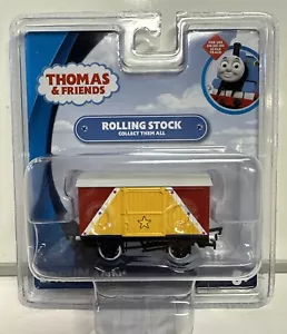 Bachmann HO Scale Thomas & Friends Kirmes rot 12 Tonnen Kastenwagen #77414 - Bild 1 von 4