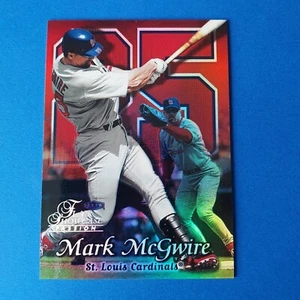 Mark McGwire 1999 Fleer Flair Showcase #2Row Seat1 Showdown PASSION Cardinals - Picture 1 of 4