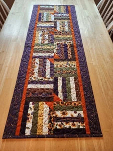 Handmade quilted table runner multicolored design in rich earth tones, sunflower - Picture 1 of 5