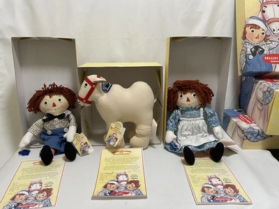 Raggedy Ann & Andy and The Camel with The Wrinkled Knees Applause Dolls Set of 3 - Image 1 of 4