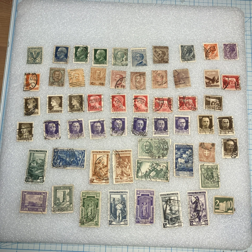 55+ USED/HR/Cancelled Vintage Italy Stamps, 1915-1965; Nice Mixed Lot; DEAL! - Image 1 of 4