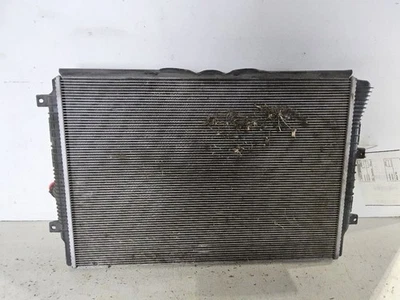 Volkswagen Jetta 2012-2018 sedán radiador 1,8 L para modelos base con motor de gasolina Foto 1 de 4