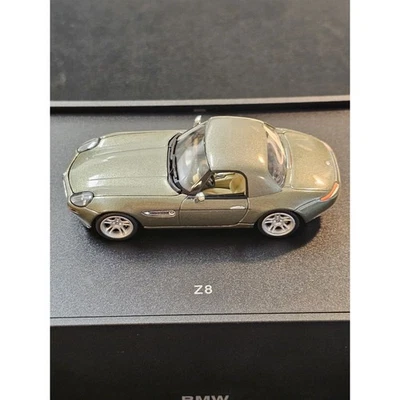 Coche fundido a presión concesionario BMW Z8 2 B 1950 1:43 Minichamps 80429411727 Foto 1 de 3