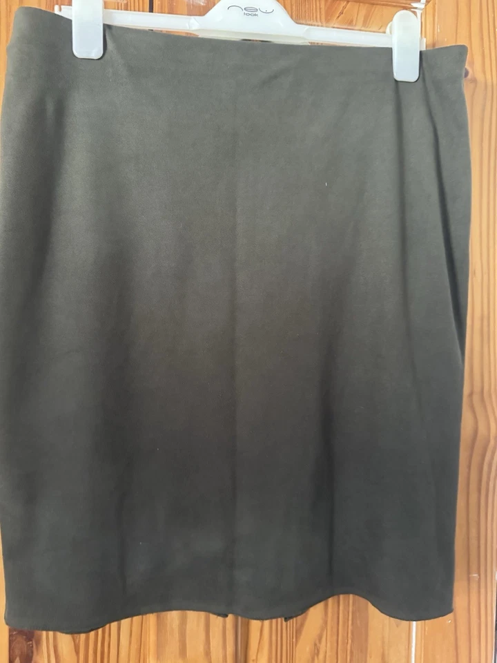 Khaki Green Mock Suede Stretchy Skirt Him Size 18 *smoke & pet Free - Image 1 of 3