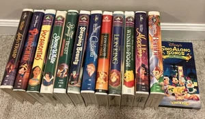 Vintage LOT 13 Walt Disney VHS Cassettes - Picture 1 of 10