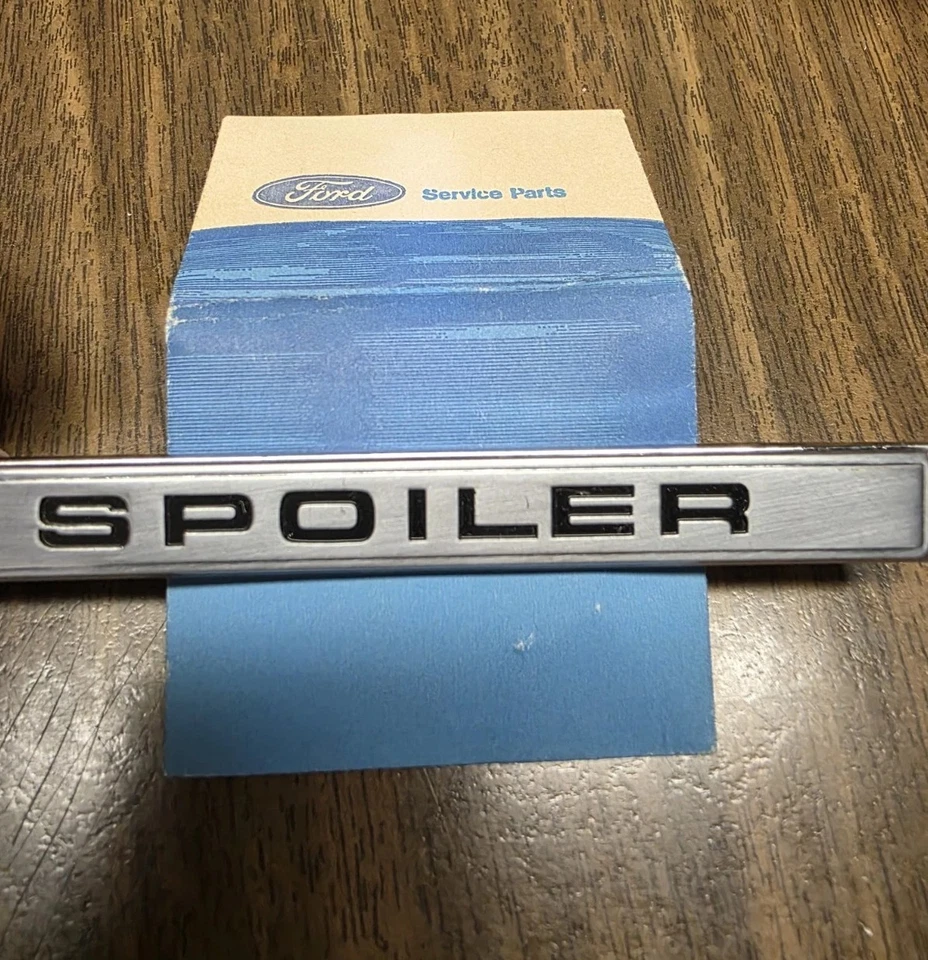 Nuevo de Lote Antiguo Tablero Emblema 1970 1971 Mercury Cyclone Spoiler Calibre Paquete 351 429 CJ 70 71 Foto 1 de 4