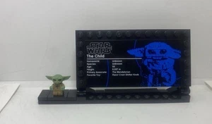 Lego 75318 Grogu El Niño Placa Y Mini Figura Baby Yoda De Mandalorian - Imagen 1 de 4