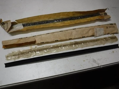 1978 79 Dodge Truck Conventional Ramcharger Front Door Glass Wheatherstrip 2 NOS - Image 1 of 4