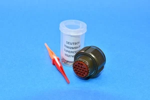 Amphenol Aerospace 18P Circular Connector Plug Male Pins Crimp D38999/26WD18PN - Picture 1 of 3
