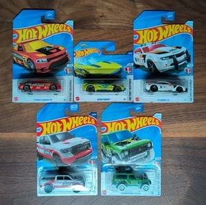Hot Wheels HW prima risposta serie lotto di 5 auto 1/64 - Foto 1 di 3