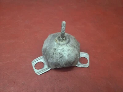 Soporte de tapacubos de bloqueo de radios de cable Pontiac Grand Prix 1982-1997 Foto 1 de 4