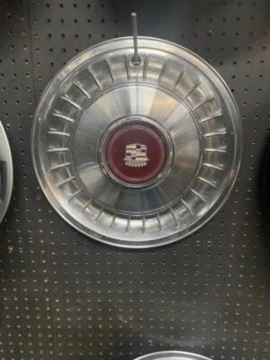 Tapacubos de cubierta de rueda tipo 30 ranuras tracción trasera compatible con 86-93 Fleetwood 237174 Foto 1 de 2