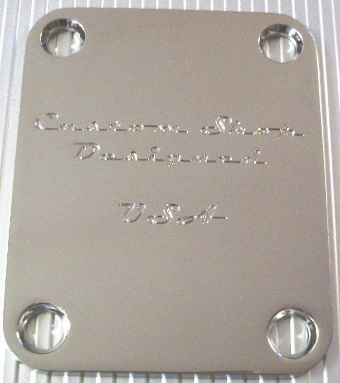 New NECK PLATE CUSTOM SHOP DESIGNED- nickel - pour guitare, basse. - Photo 1/1