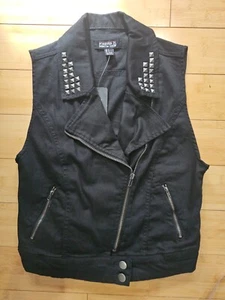 Forever 21 Punk Goth Black Silver Studded Zip Moto Vest Top Jacket S NWT - Picture 1 of 9