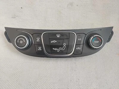 Chevrolet Malibu LT 2017 control de clima sin asientos térmicos o refrigerados; 84178406 Foto 1 de 4