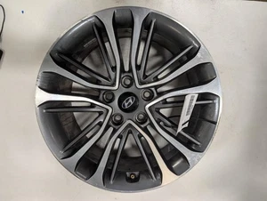 Wheel 18x7-1/2 20 Spoke Two Tone Fits 16-17 VELOSTER 793771 - Picture 1 of 8