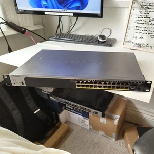 Przełącznik zarządzany Netgear ProSafe GS728TP v2 24 POE - Zdjęcie 1 z 6