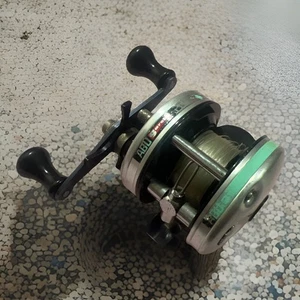 Seltene Abu Garcia Ambassadeur High Speed Bait Cast Rolle Schweden "ohne Modell #" LESEN - Bild 1 von 20