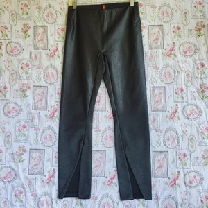 Spanx Leather Like Front Slit Faux Leather Pants 20526R Black Size M - Picture 1 of 5