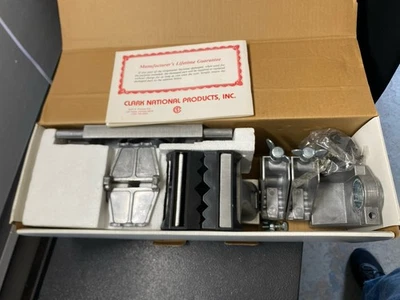 GripMaster Portable All-Purpose Clamping System - Image 1 of 3