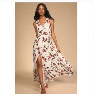 Nuevo con etiquetas Maxi Vestido Lulus Lindsie Marfil Estampado Floral Plisado Envolvente - Imagen 1 de 6