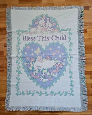 Manta bebé vintage Beacon “BLESS THIS CHILD” algodón borla tiro 36” X 48” Foto 1 de 4