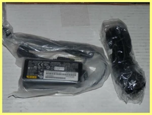 GENUINE FUJITSU OEM 40W AC ADAPTER MH380 UH900 M1010 Q550 Q552 FPCPR144AQ CRADLE - Picture 1 of 9