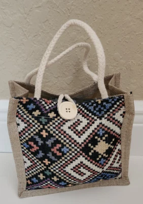 BOLSO DE MANO con aspecto de tapiz de yute natural pequeño con botones asas de algodón trenzado NUEVO Foto 1 de 4