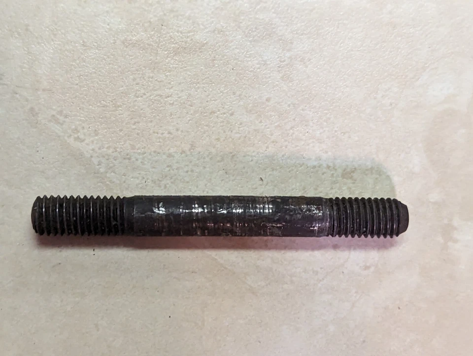 Perno para cárter de moto de nieve Arctic Cat 3000-273 '71 - '75 EXT Puma Panther Foto 1 de 2