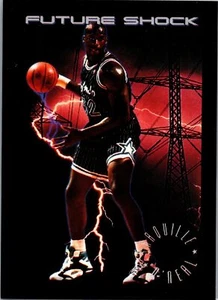 Shaquille O'Neal 1993-94 SkyBox Premium #331 BASKETBALL Card Orlando Magic - Picture 1 of 2