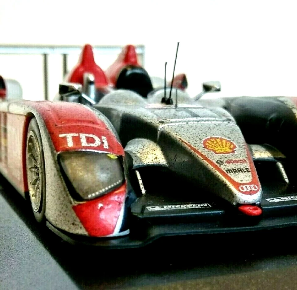 IXO Audi R10 TDI LM2007B #1 Le Mans Winner Dirty Race Finished Conditions 1/43 - Image 1 of 4