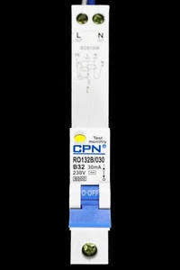 CPN 32 AMP CURVA B 6kA 30mA RCBO TIPO AC RO132B/030 - Foto 1 di 6