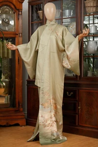 DEAR VANILLA JAPANESE SILK HOMONGI KIMONO WOMEN'S AUTHENTIC JAPAN VINTAGE MINT - Picture 1 of 10