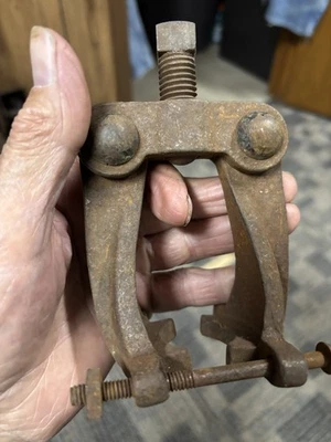 Unusual Ford Model A Rear Hub/Drum Puller antique auto tool good user - Image 1 of 4