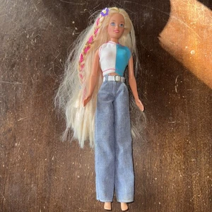 Muñeca Barbie Teen Skipper All Grown Up vintage 1996 - Imagen 1 de 5