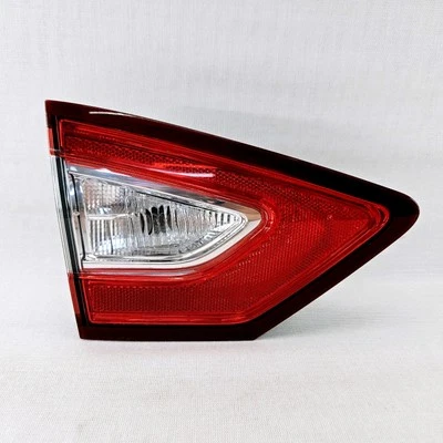 2013 2014 2015 2016 FORD FUSION LEFT DRIVER SIDE INNER TAILLIGHT LAMP OEM - Image 1 of 4