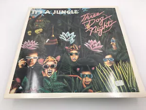 THREE DOG NIGHT, It's A Jungle USA New Sealed Old Stock LP First press Vintage - Picture 1 of 8