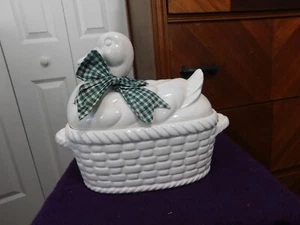 Vintage White Soup Tureen w/Ladel Ceramic Duck Sitting on Nest White - Picture 1 of 10