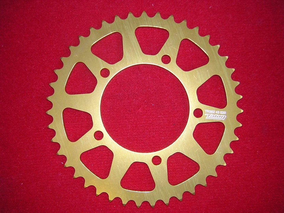 Aprilia RSV4 1000 RF 2015-2020, 43T 520 RACE Talon Alloy Gold Rear Sprocket. New - image 1 of 1