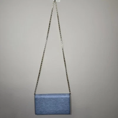 Henri Bendel Cartera Bandolera Cuero Guijarro Azul con Cadena Dorada Foto 1 de 4