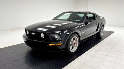 2005 Ford Mustang GT купе - Изображение 1 из 4