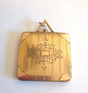 ANTQ VICTORIAN 12k GOLD FILLED LOCKET Pendant Etched Locket Square VTG 1.5” - Picture 1 of 6