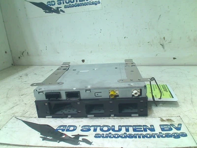 RADIO MODULE Audi A8 (D3) Sedan 4.2 V8 40V Quattro (BFM) 2003 4E0035541 - Bild 1 von 3