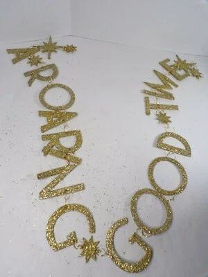 Guirnalda Pottery Barn The Emily & Meritt Roaring Good Time dorada 80" de largo #6389 Foto 1 de 4