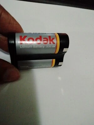 Batería de litio Kodak 8039398 2CR5 6v 10/2021 Foto 1 de 4