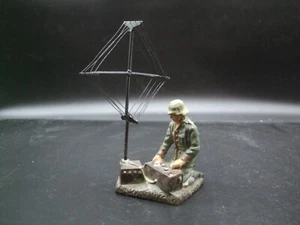 Lineol Soldat am Funkgerät sitzend - Bild 1 von 7