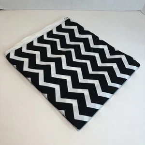 2 Yards Black White Zig Zag Fabric 42" wide Cotton Chevron - Picture 1 of 5